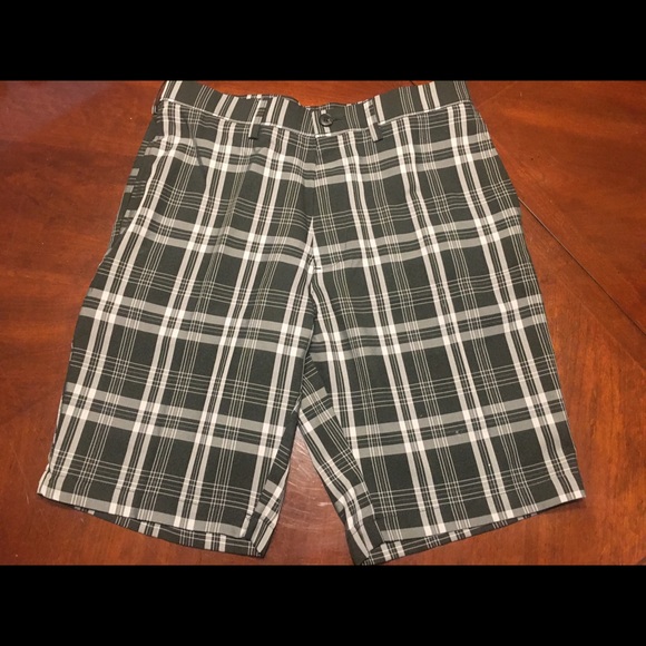 Haggar Shorts H26 Golf Shorts By Haggar Size 32 Poshmark